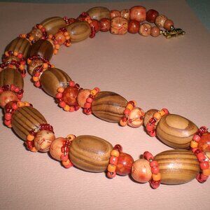 High Fashion Ethnic Wood Necklace